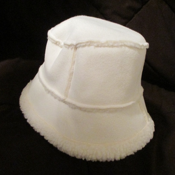 lands end bucket hat